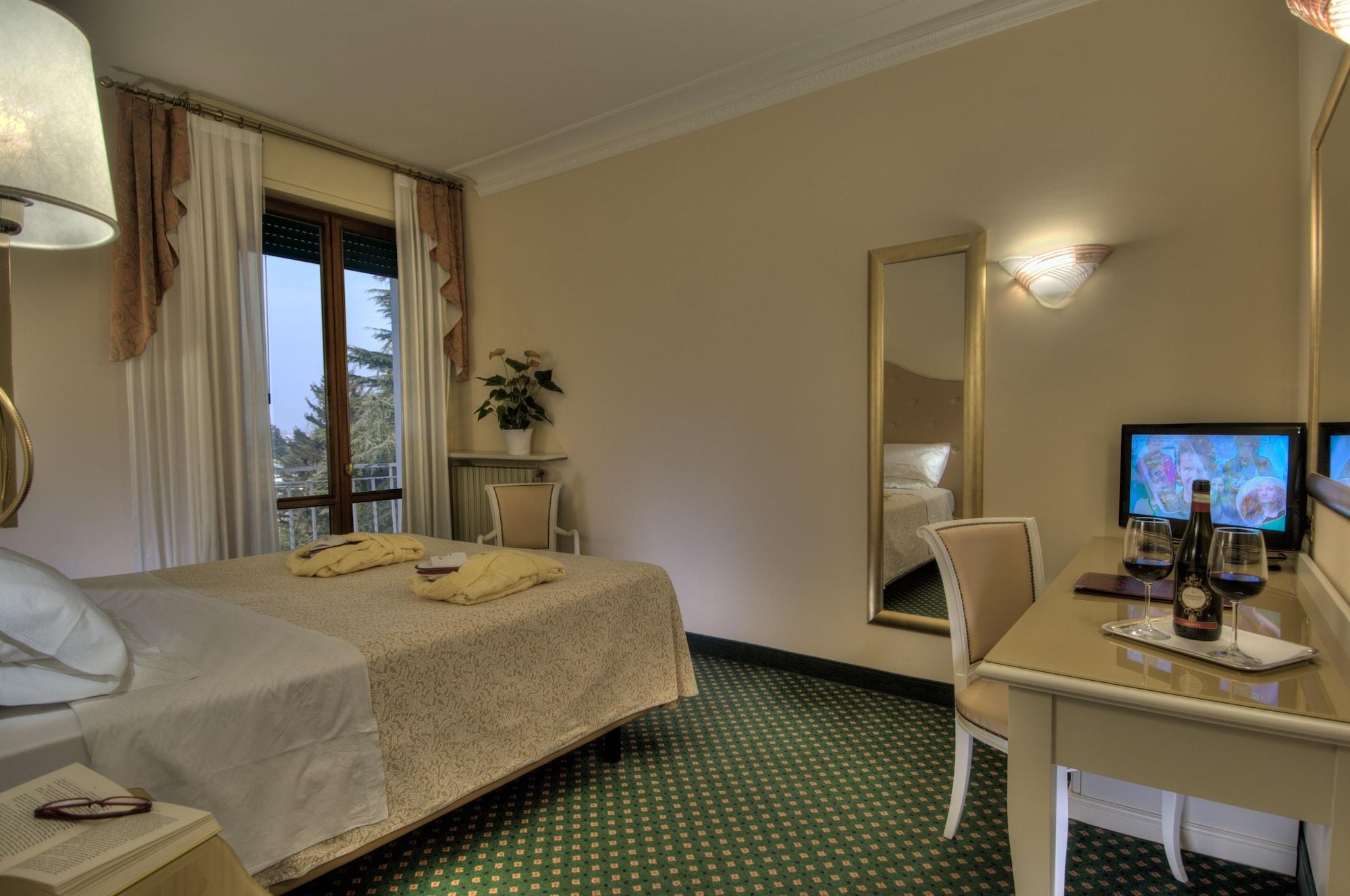 Palace Hotel Meggiorato Abano Terme Esterno foto